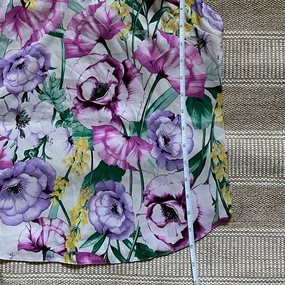 Victoria’s Secret Floral Satin Crossed back Cami - Picture 6 of 6